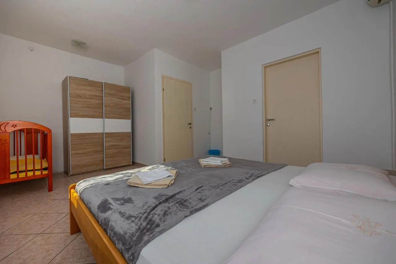 Apartmani Stefka Dramalj 0*,