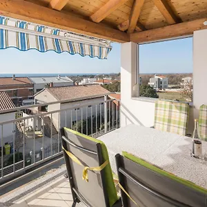  Apartment Tina Kroatien